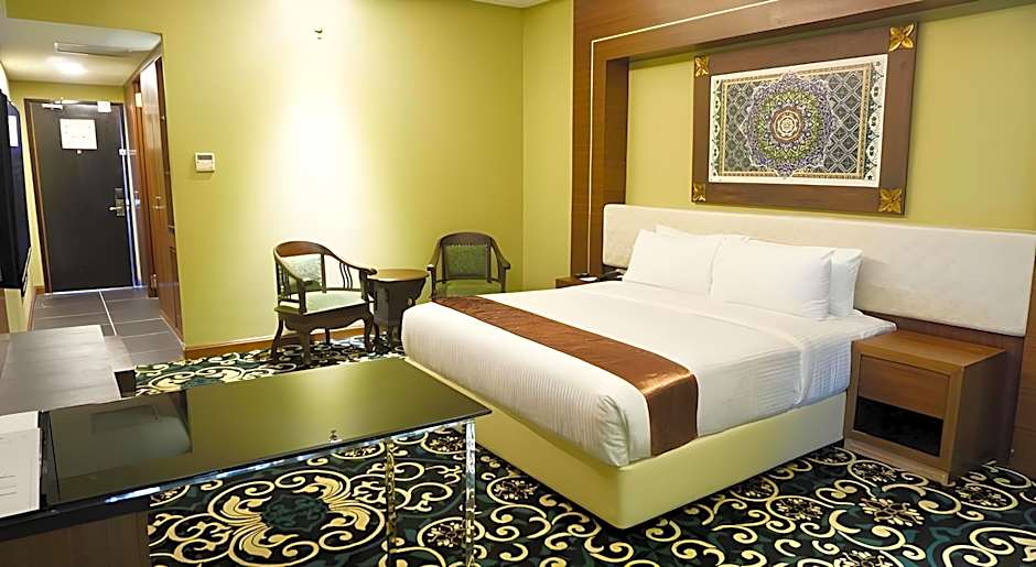 Mudzaffar Hotel