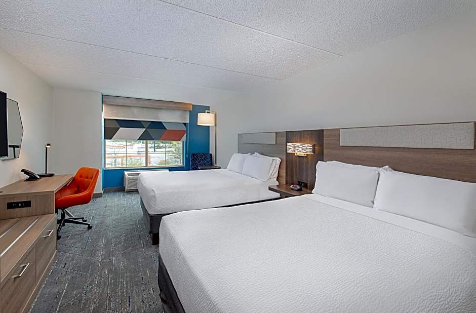 Holiday Inn Express & Suites Columbus at Northlake By IHG