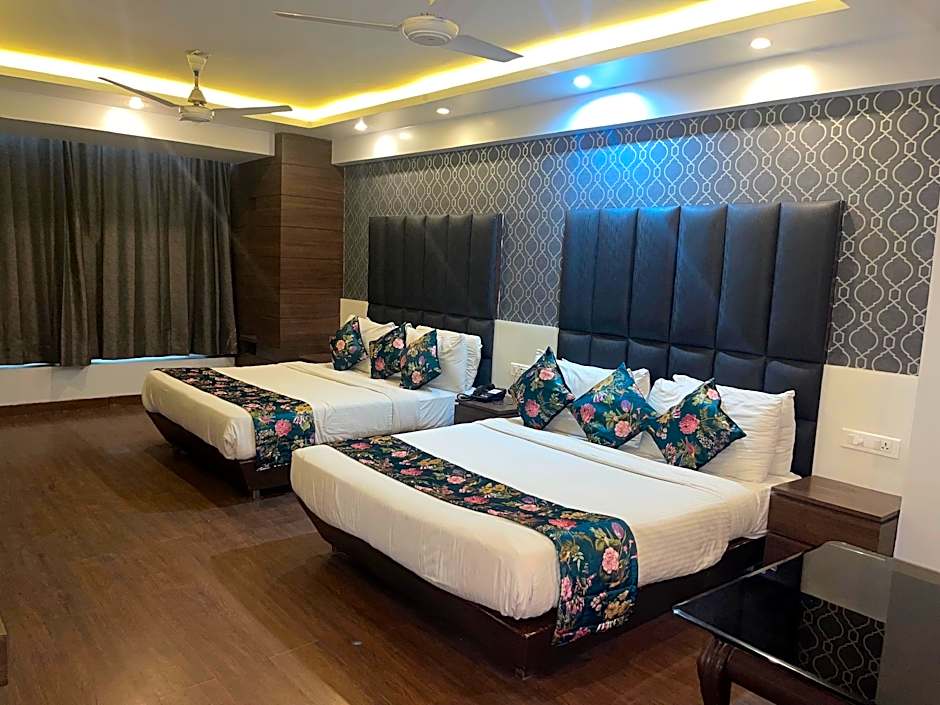 Hotel Narulas Aurrum