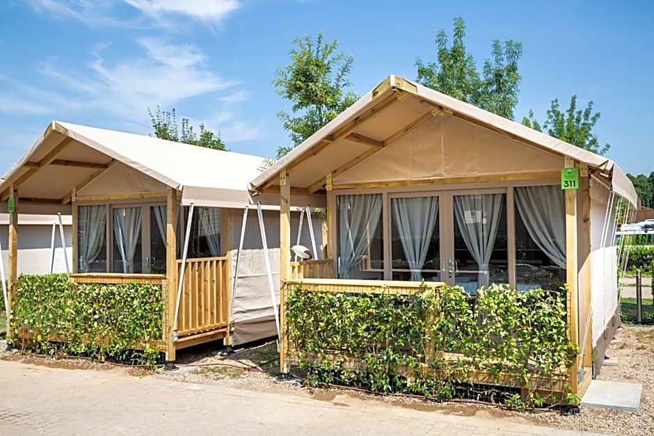 hu Firenze Camping in Town