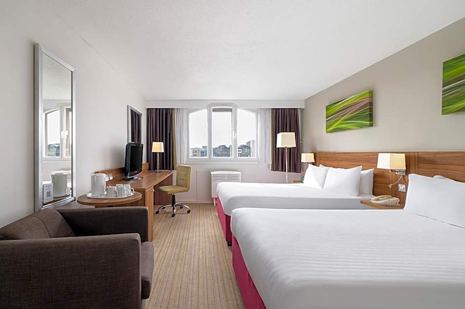 Holiday Inn Lincoln By IHG