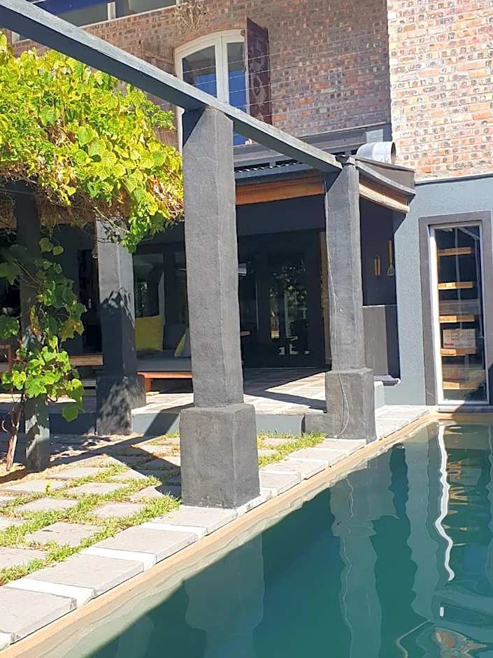 CLEMENT ONE, a villa for family & friends