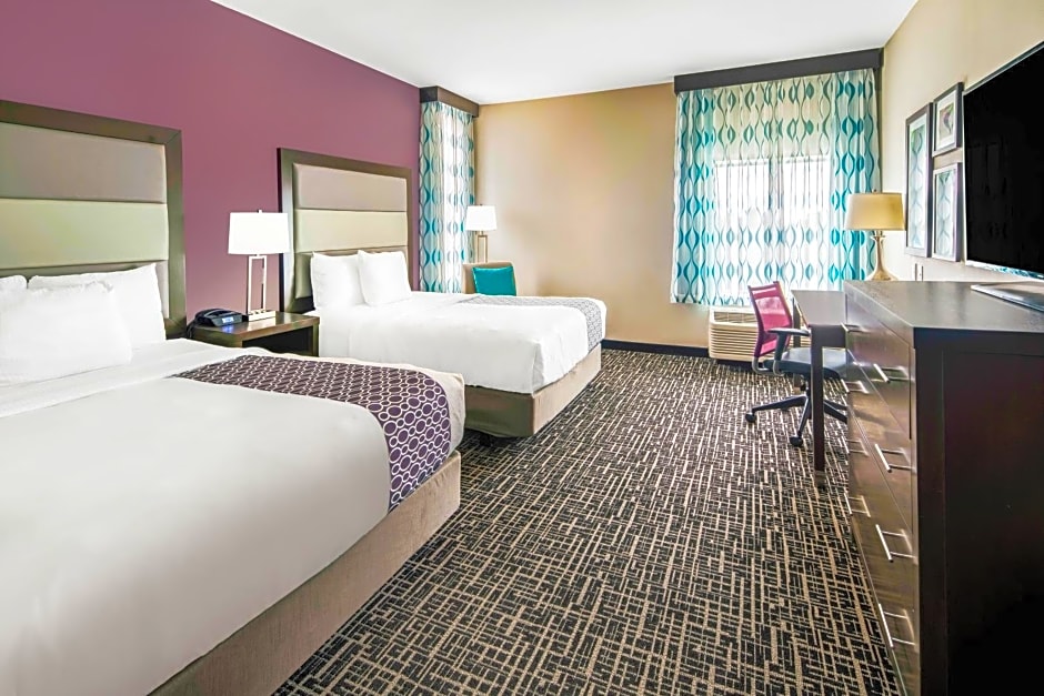 La Quinta Inn & Suites by Wyndham McAllen La Plaza Mall