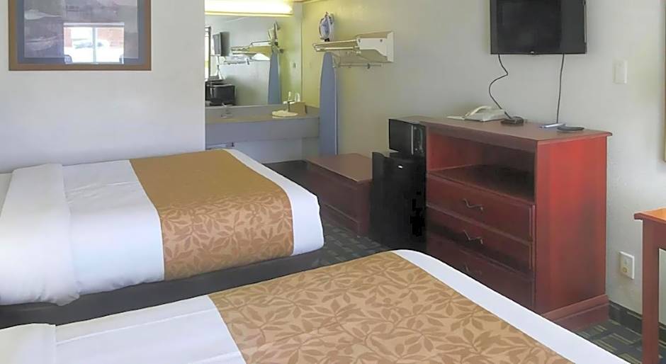 Hilliard Motor Lodge