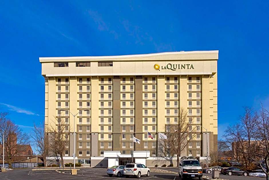 La Quinta Inn & Suites by Wyndham Springfield