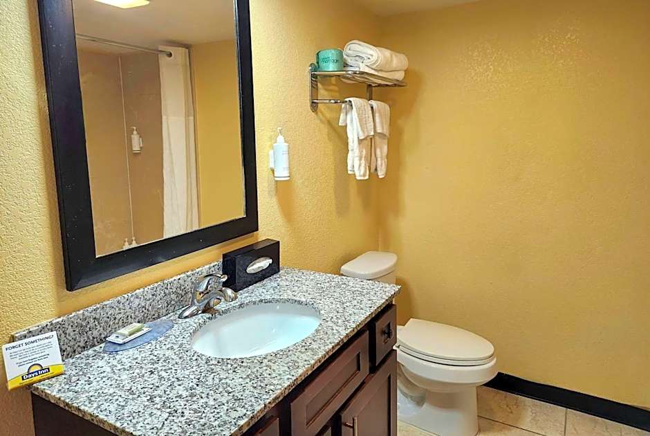 Days Inn by Wyndham New Orleans Pontchartrain