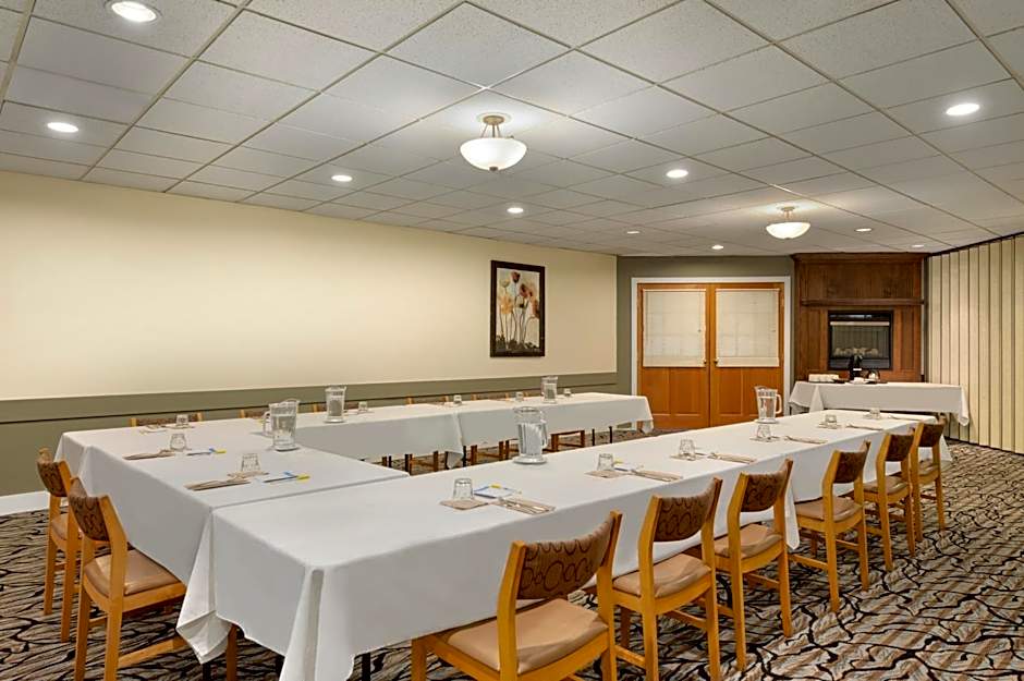 Days Inn by Wyndham Nanaimo