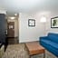 Holiday Inn Express Hotel & Suites Longmont By IHG