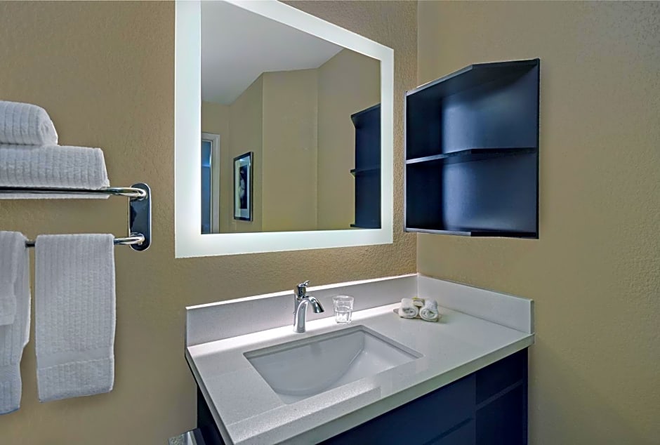 Candlewood Suites Sumter, an IHG Hotel