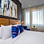Hotel Royal William, an Ascend Collection Hotel