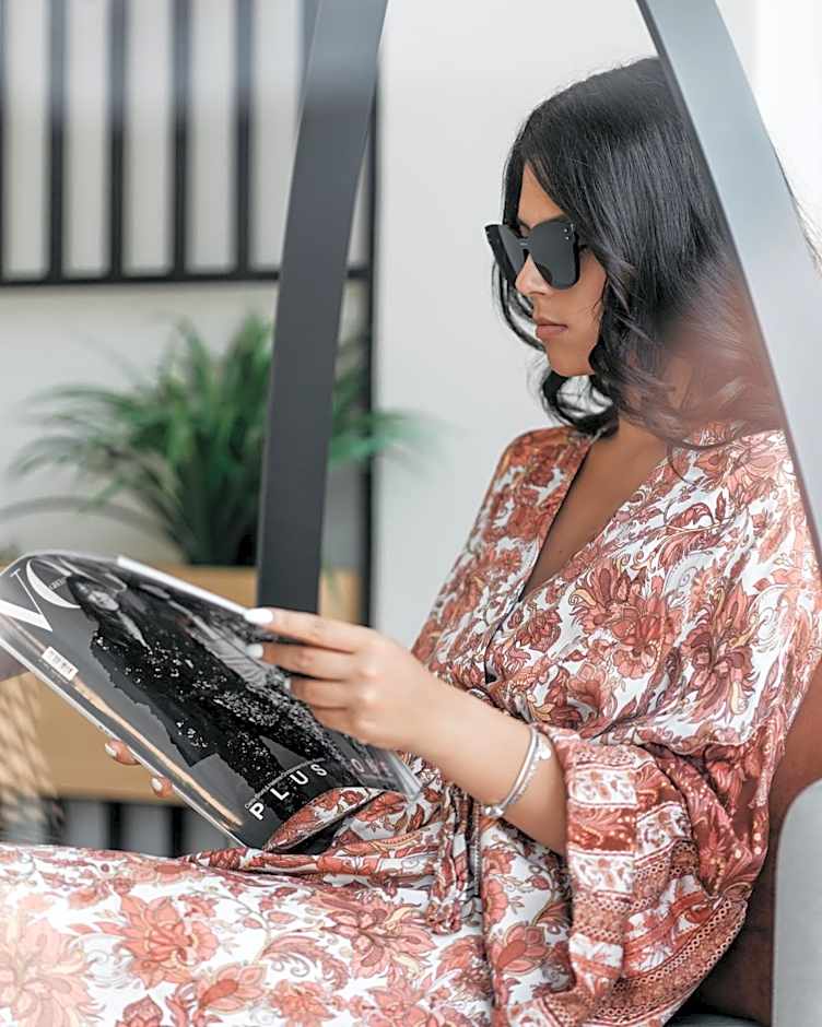 The City Hotel & Suites