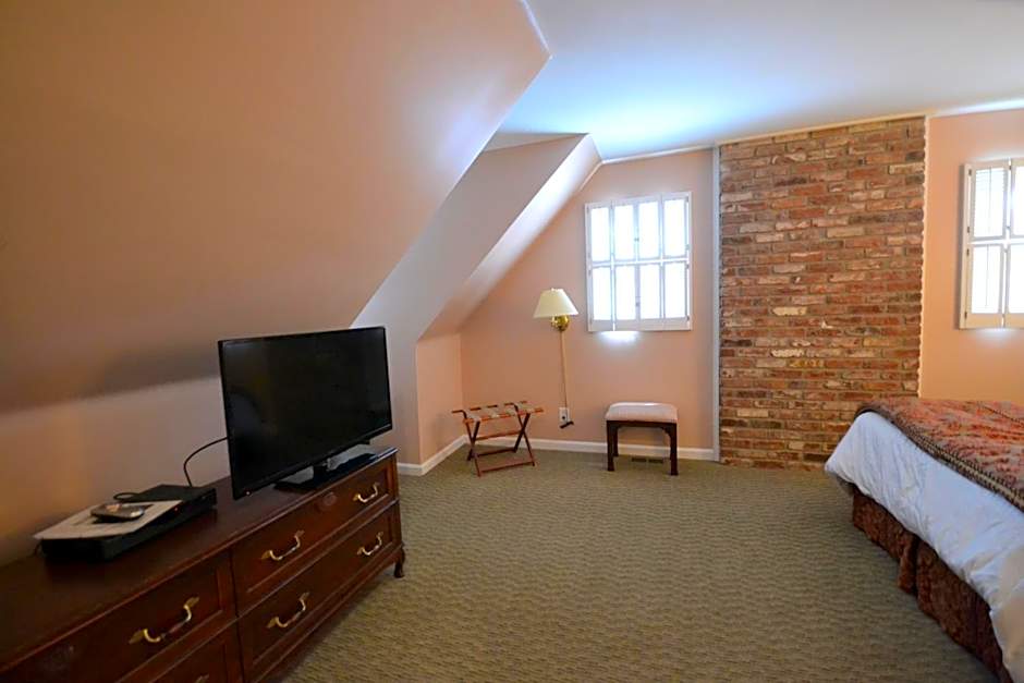 Century Suites Hotel