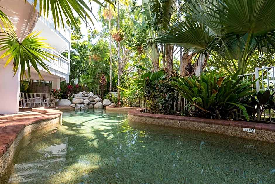 The White House Port Douglas