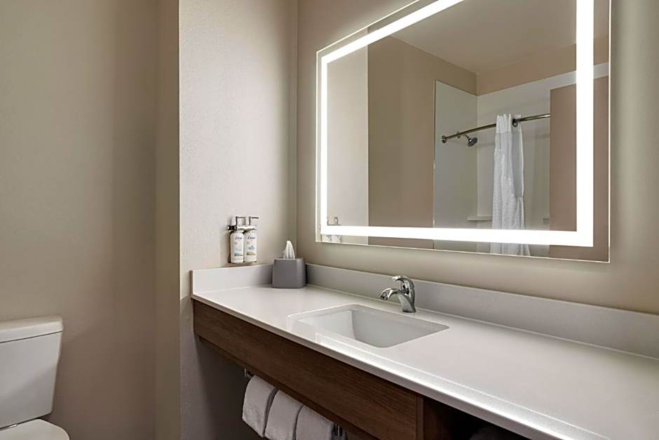 Holiday Inn Express & Suites Forrest City by IHG