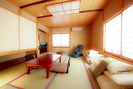 Japanese Style Room with Shared Bathroom  - Non-Smoking