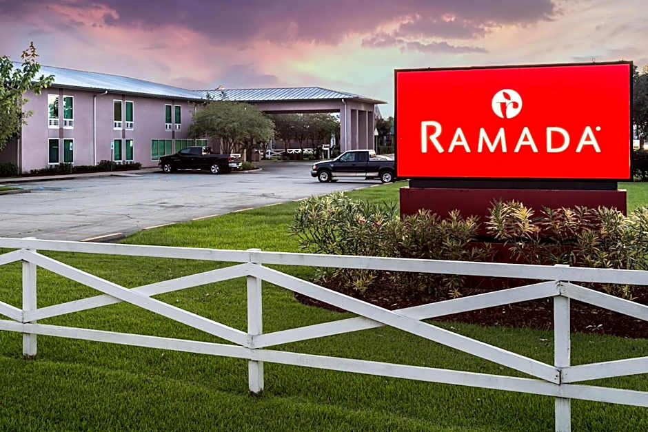 Photo 1 sur 30 de Ramada by Wyndham Luling