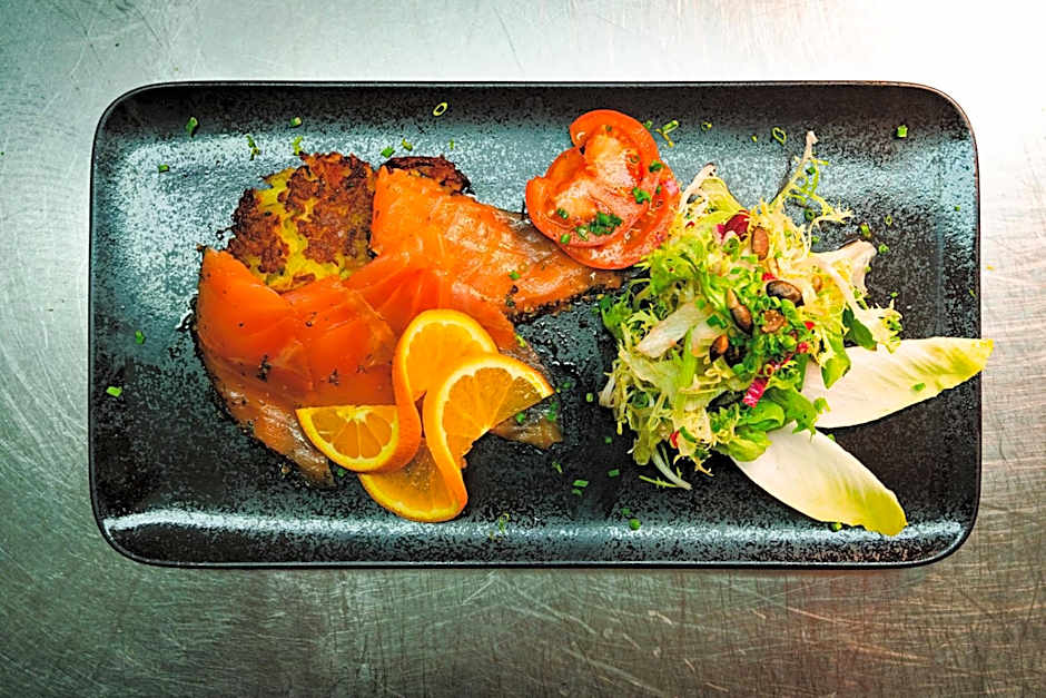 Ott's Hotel Weinwirtschaft & Biergarten Weil am Rhein/Basel