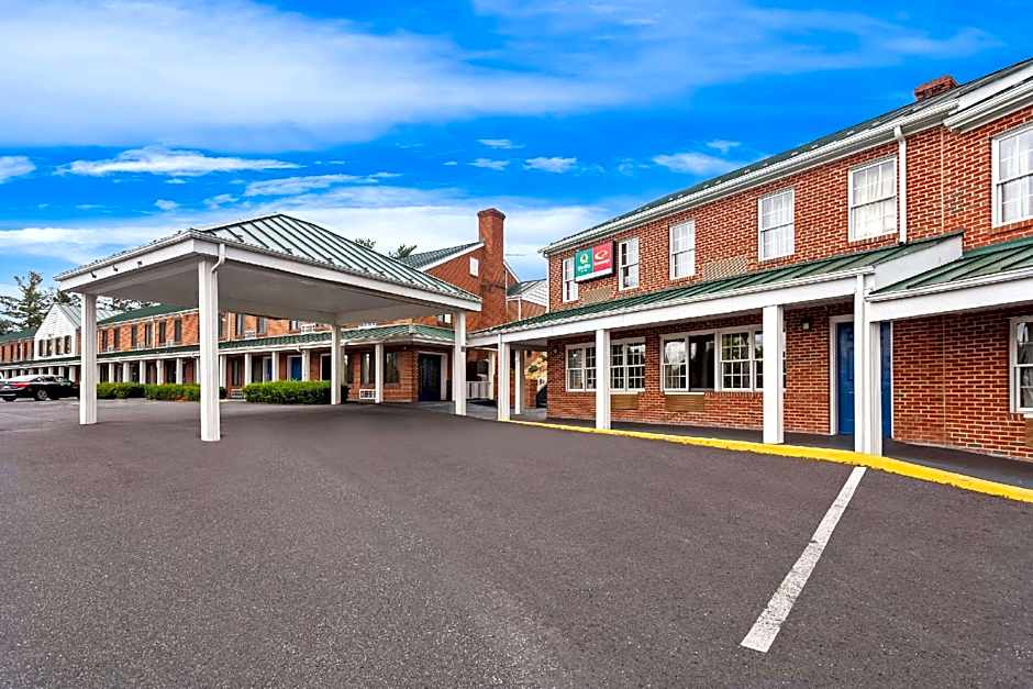 Econo Lodge Waynesboro - Skyline Drive
