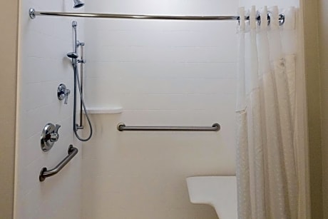 King Room with Roll In Shower - Disability Access/Non-Smoking