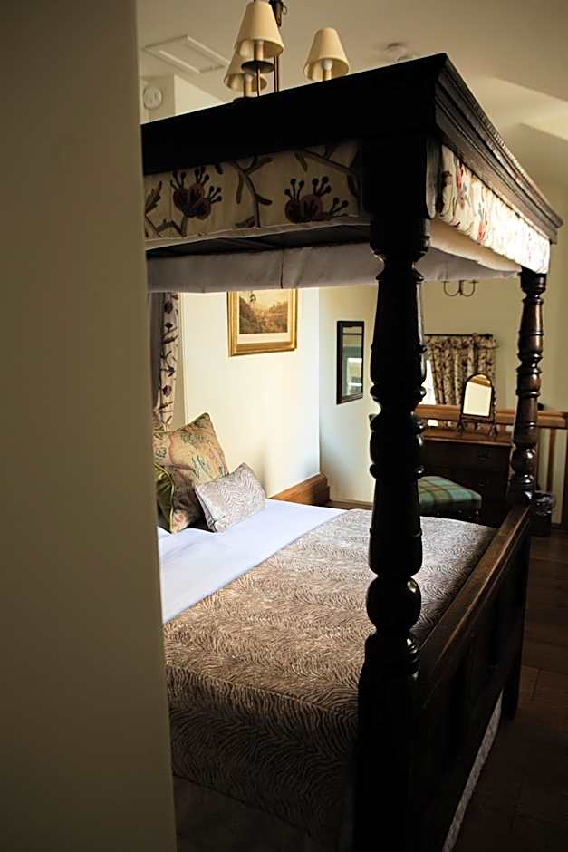 Mingary Castle - Restaurant with Rooms