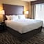 Cobblestone Hotel & Suites - Two Rivers