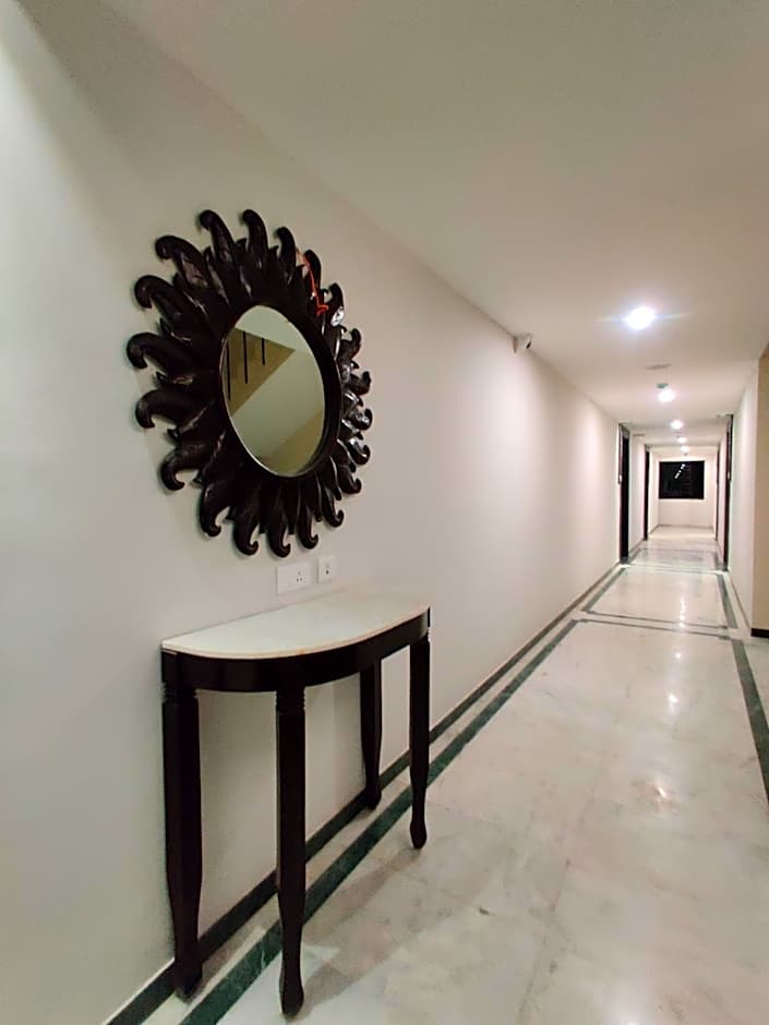Hotel Saratharajans