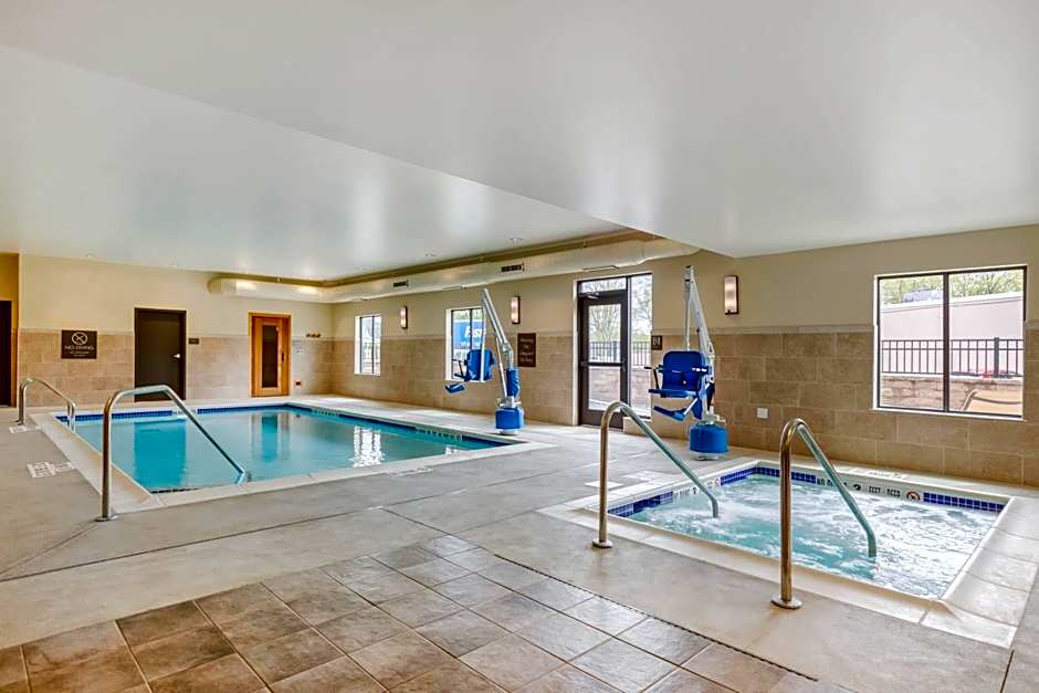 Comfort Inn & Suites Schenectady - Scotia