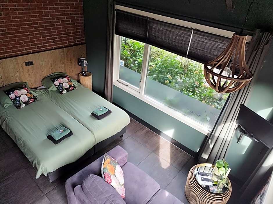 B&B Chawe – Enschede, TX