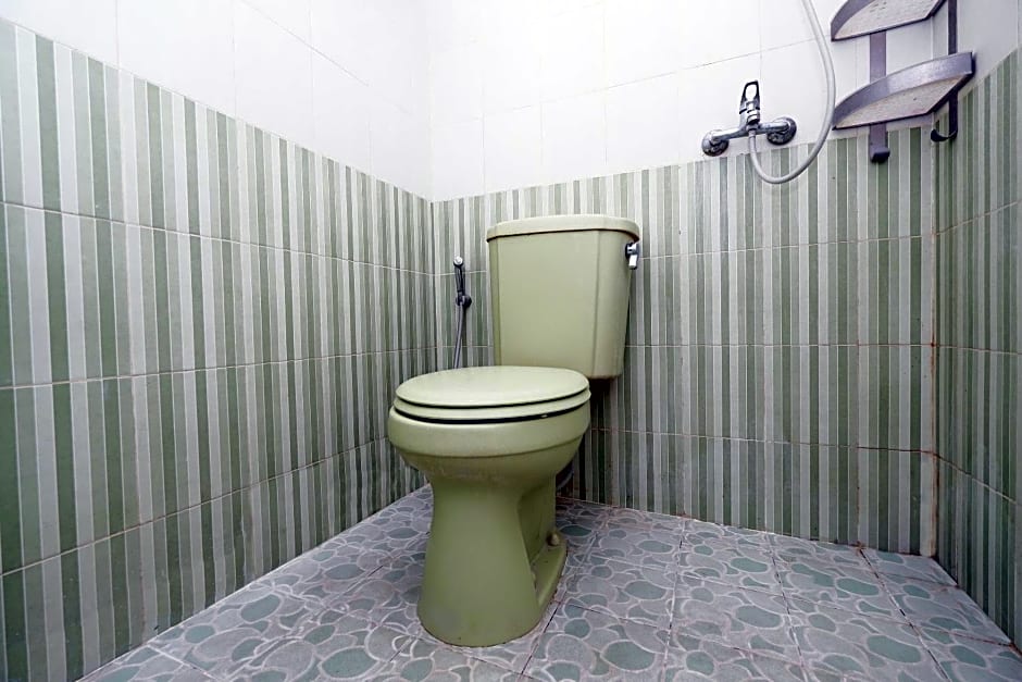 OYO 1815 Gatsu Residence