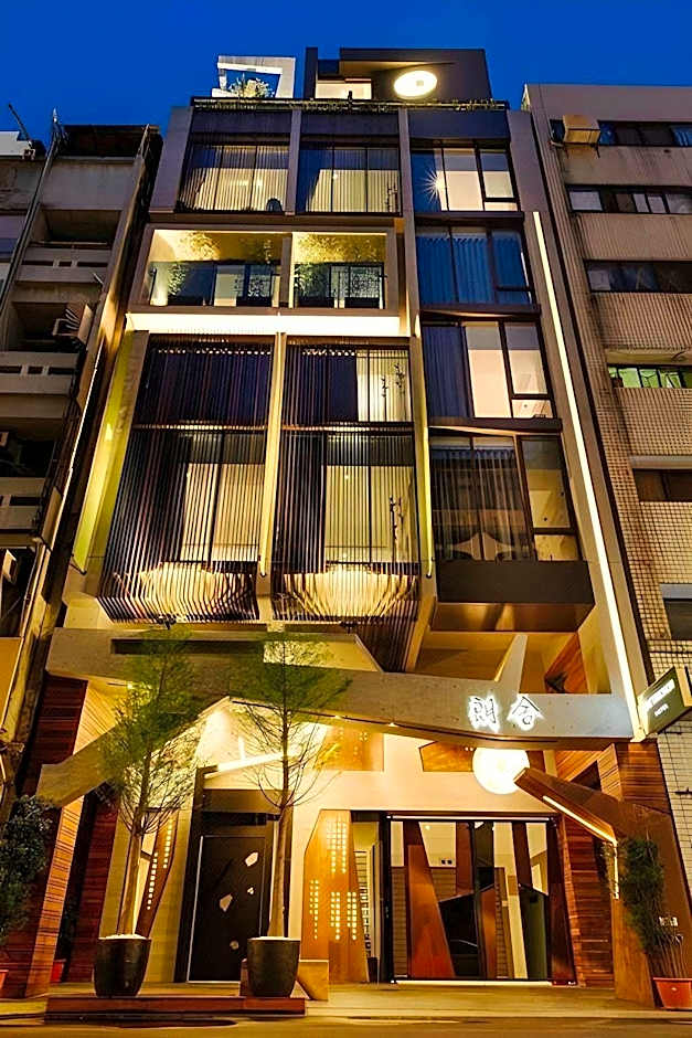 CHECK inn Express Taichung Yizhong