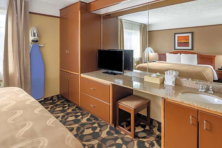 Quality Inn Paradise Creek