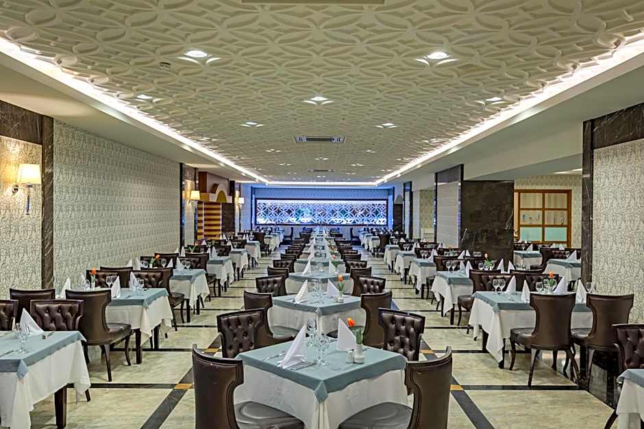 Royal Holiday Palace