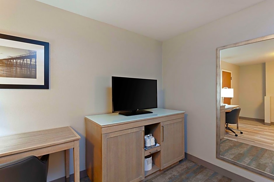 Hampton Inn By Hilton & Suites Hermosa Beach