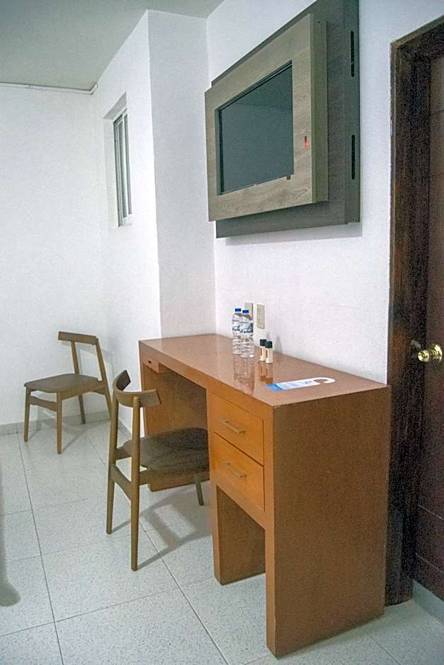 Hotel Niza Zona Piel