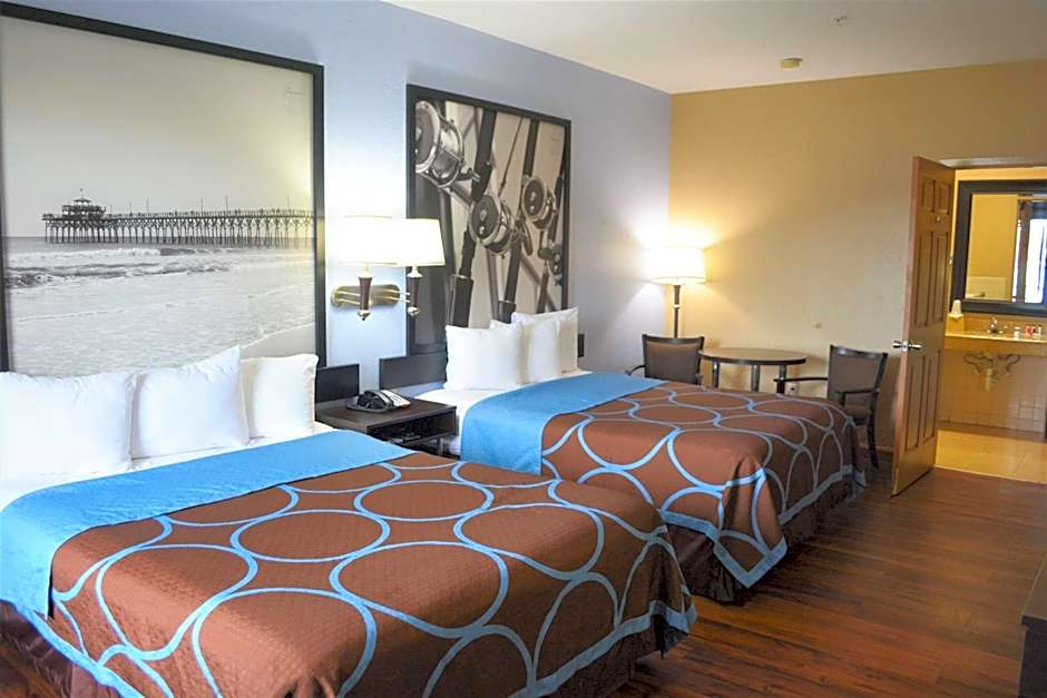 Super 8 by Wyndham Galveston