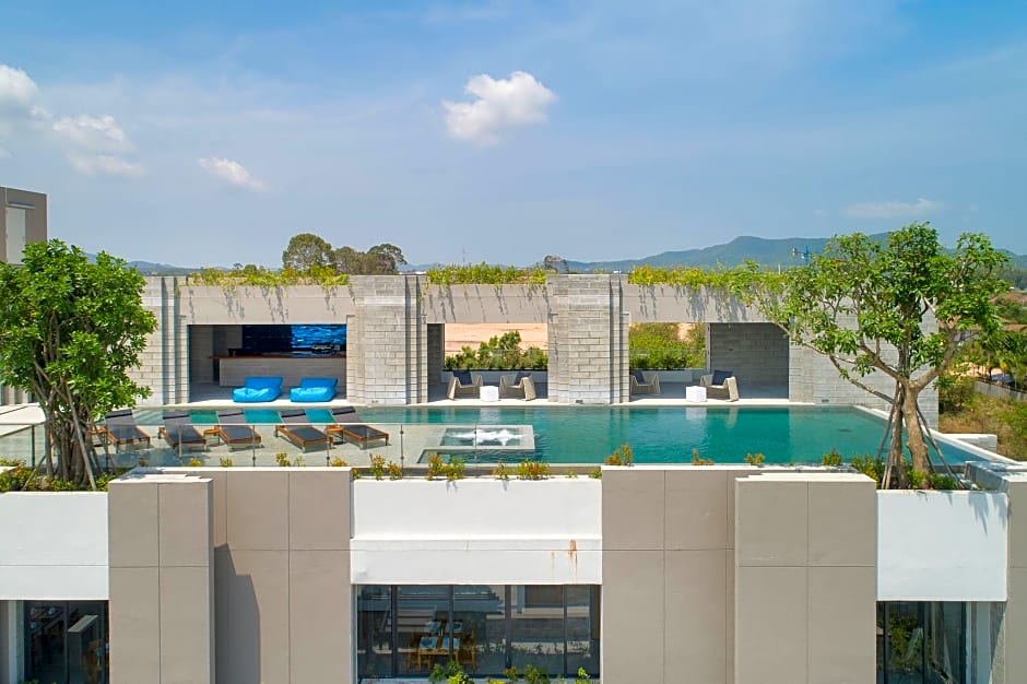 Cross Pattaya Oceanphere