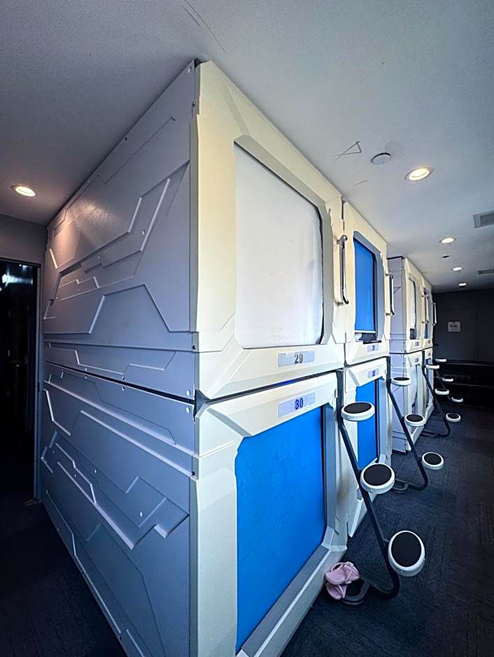 U Street Capsule Hostel