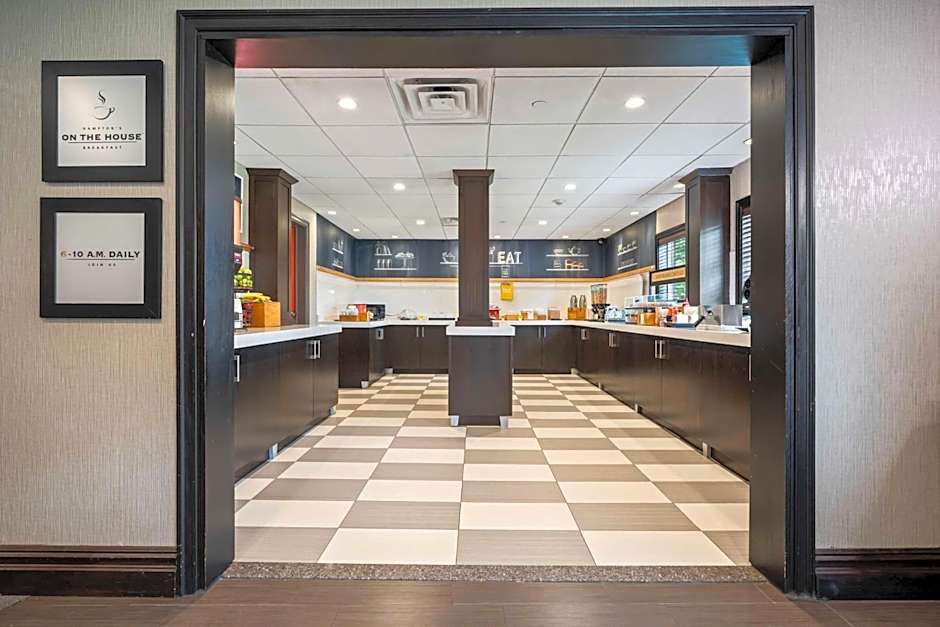 Hampton Inn By Hilton Ridgefield Park