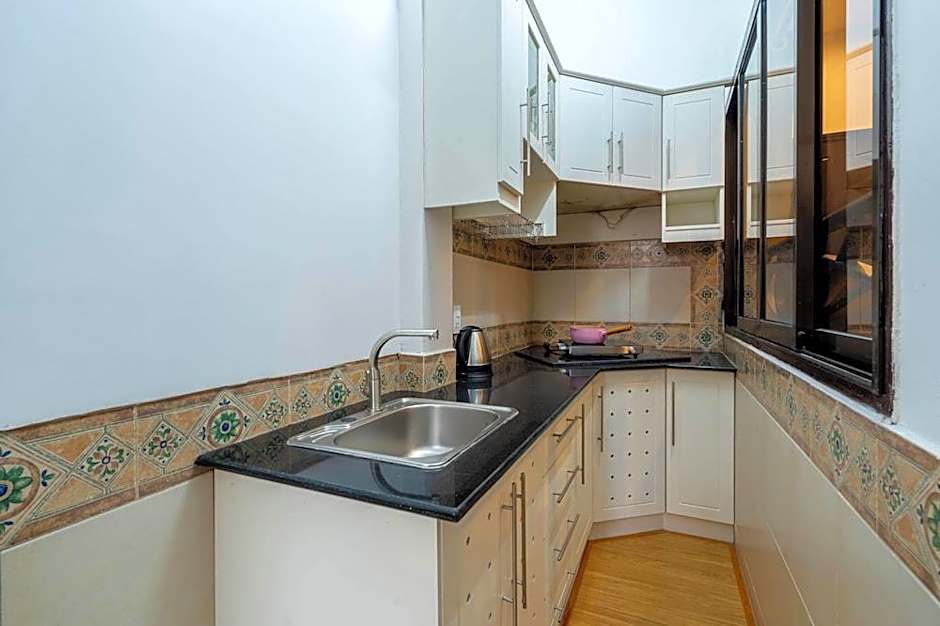 Kansas Hotel & Apartment Notre Dame – Ho Chi Minh City, LA