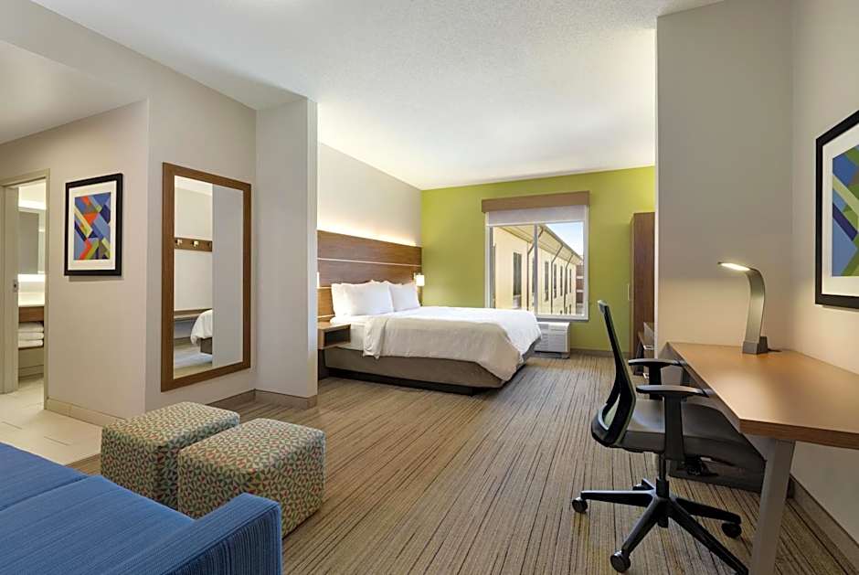 Holiday Inn Express Hotel & Suites Opelika Auburn By IHG