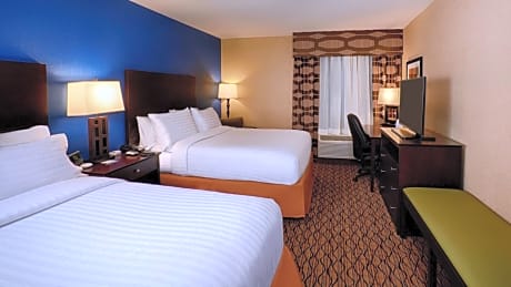 Standard Queen Room with Two Queen Beds