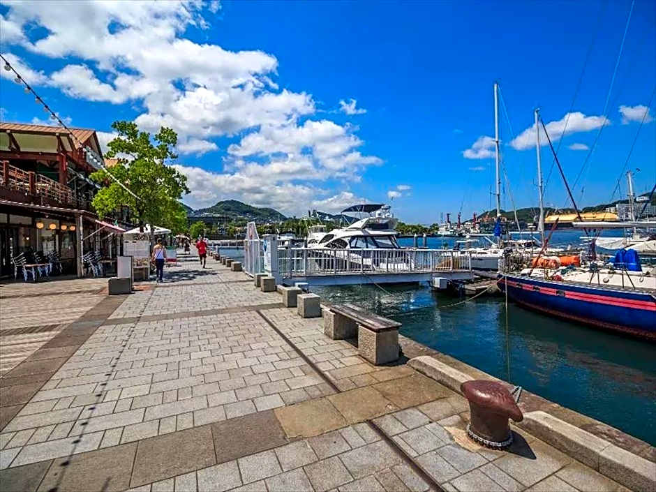 Grand Base Shianbashi