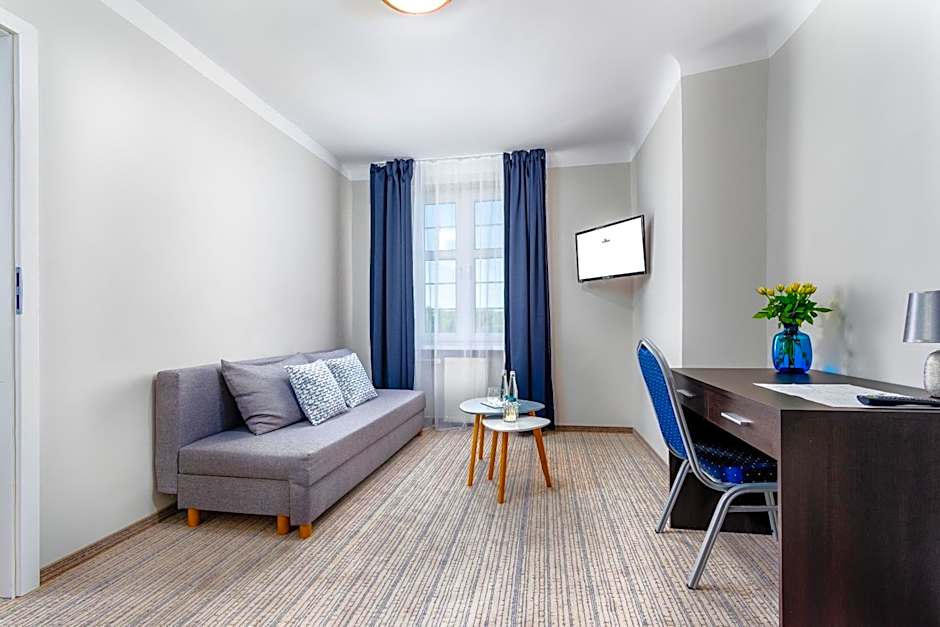 JACHTOWA Hotel i Restauracja