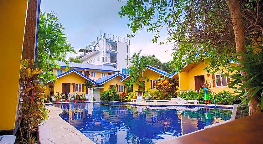 Blue Lagoon Inn & Suites