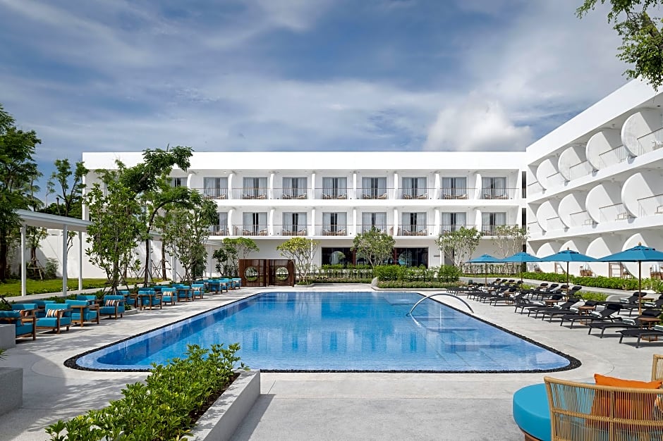 Avani Chaweng Samui Hotel & Beach Club