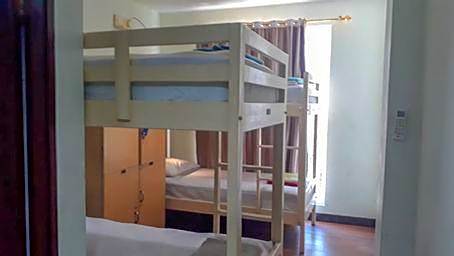 RedDoorz Hostel @ Manado Green Hostel