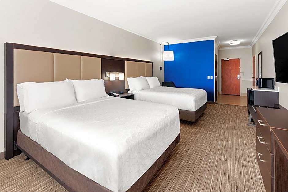 Holiday Inn Express Hotel & Suites Klamath Falls Central By IHG