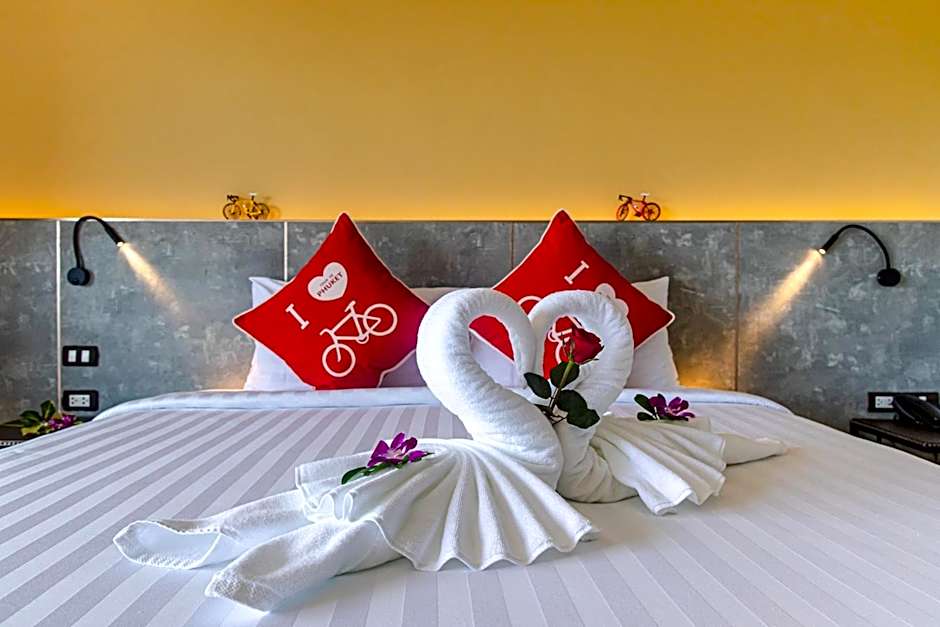 Tour De Phuket Hotel - SHA Plus