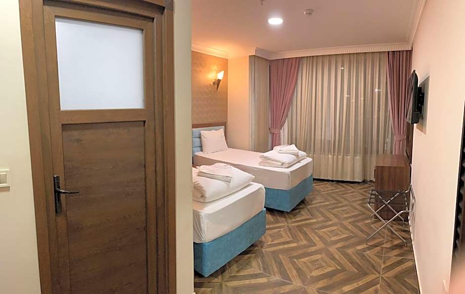 HOTEL ÜMİT YENİKAPI
