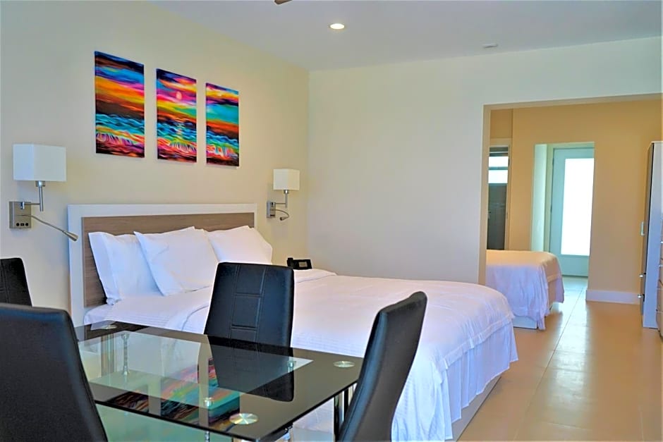 Diane Oceanfront Suites